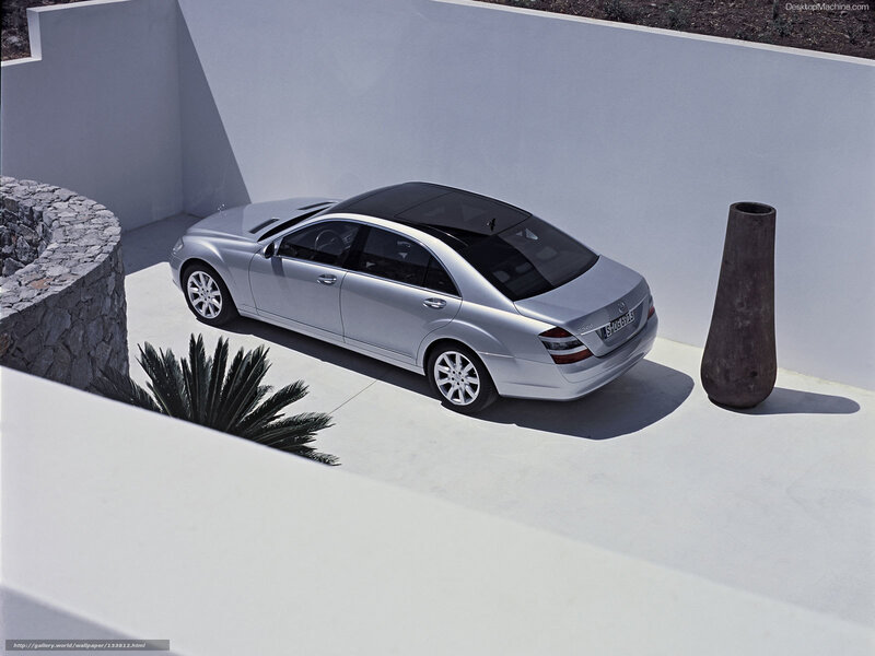 silver mercedes-benz s500 parked