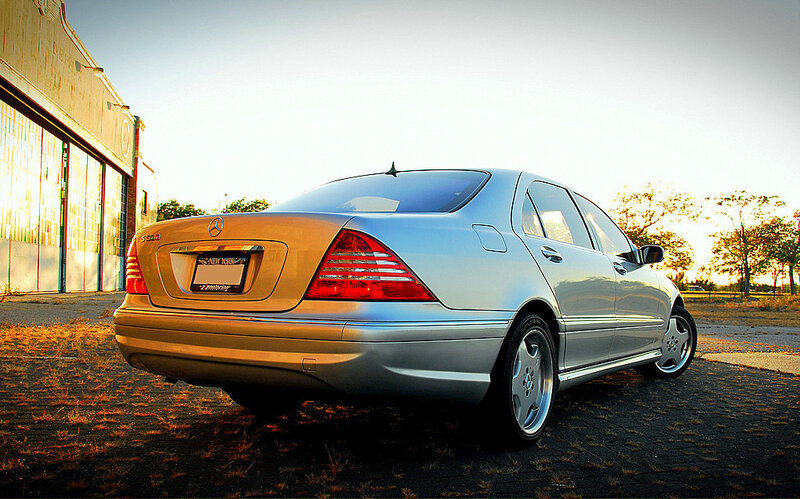 silver mercedes-benz s500