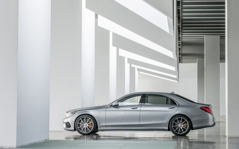 Silver Mercedes-Benz S63 AMG