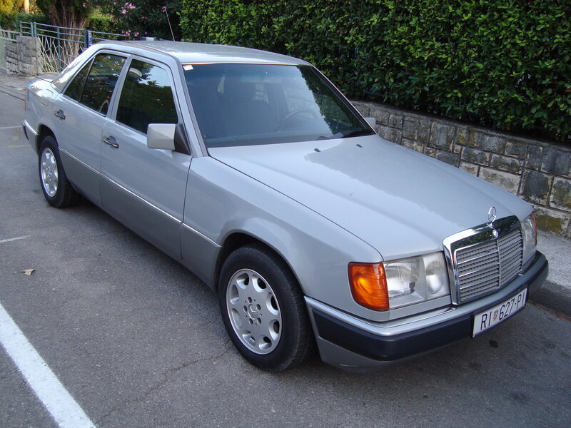 silver mercedes-benz sedan
