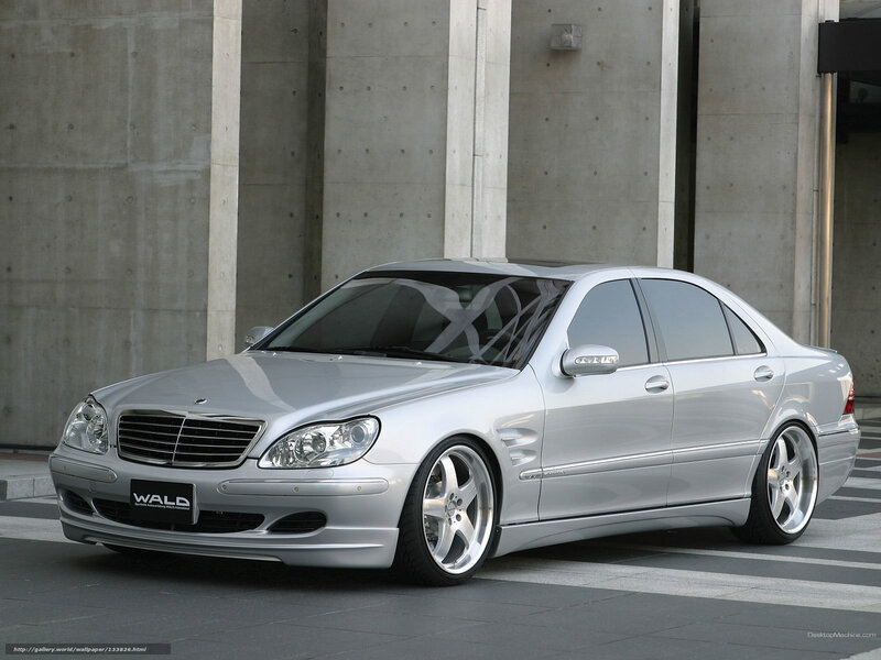 Silver Mercedes-benz Sedan — Calm