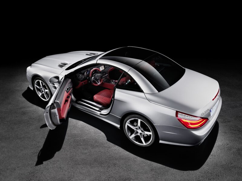 Silver Mercedes-Benz SL500