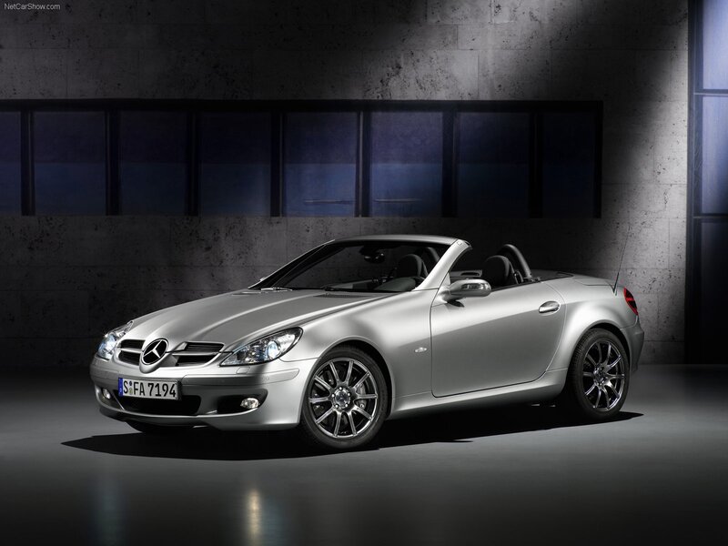 Silver Mercedes-Benz SLK