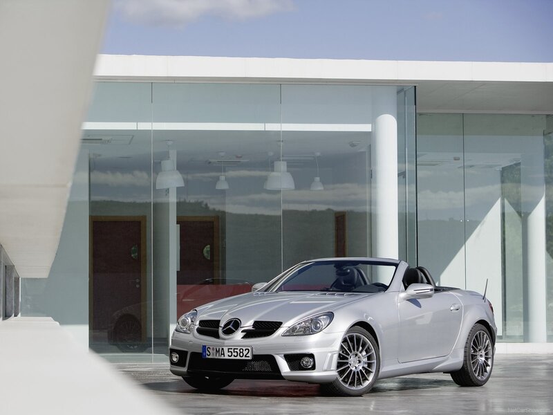 Silver Mercedes-Benz SLK350