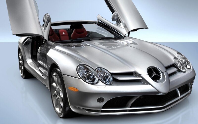 Silver Mercedes-Benz SLR McLaren