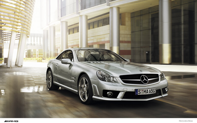 Silver Mercedes-Benz SLR McLaren