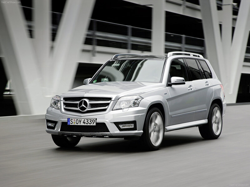 Silver Mercedes-benz Suv — Dynamic