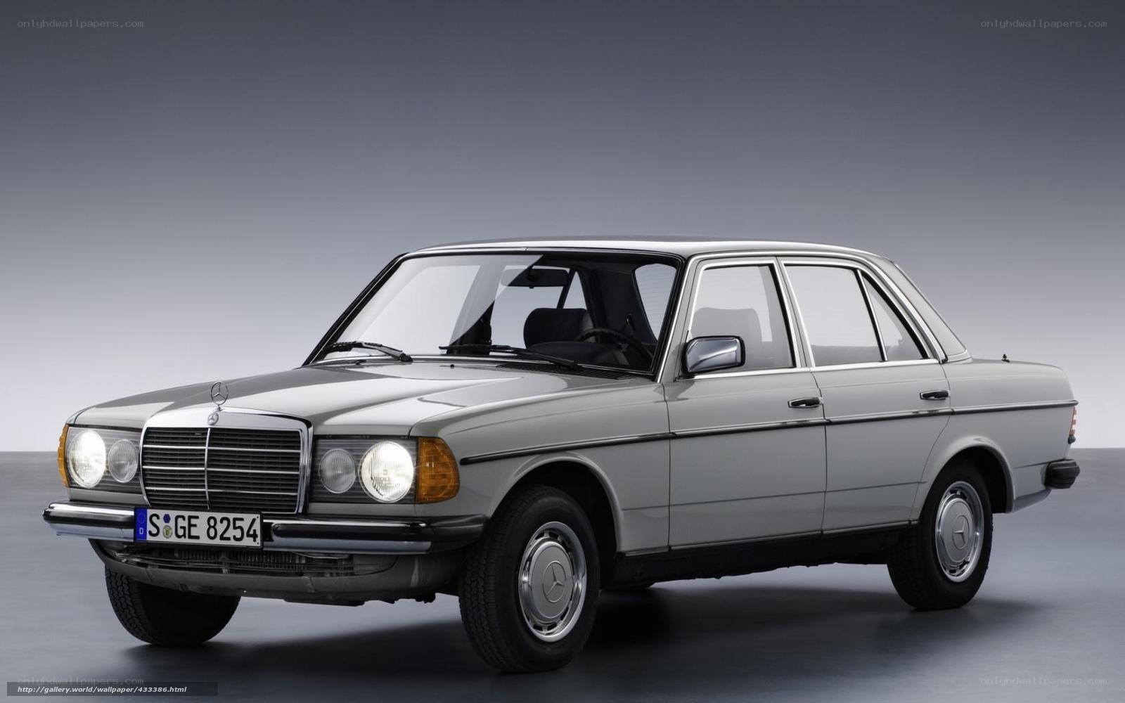 Silver Mercedes-Benz W123 sedan