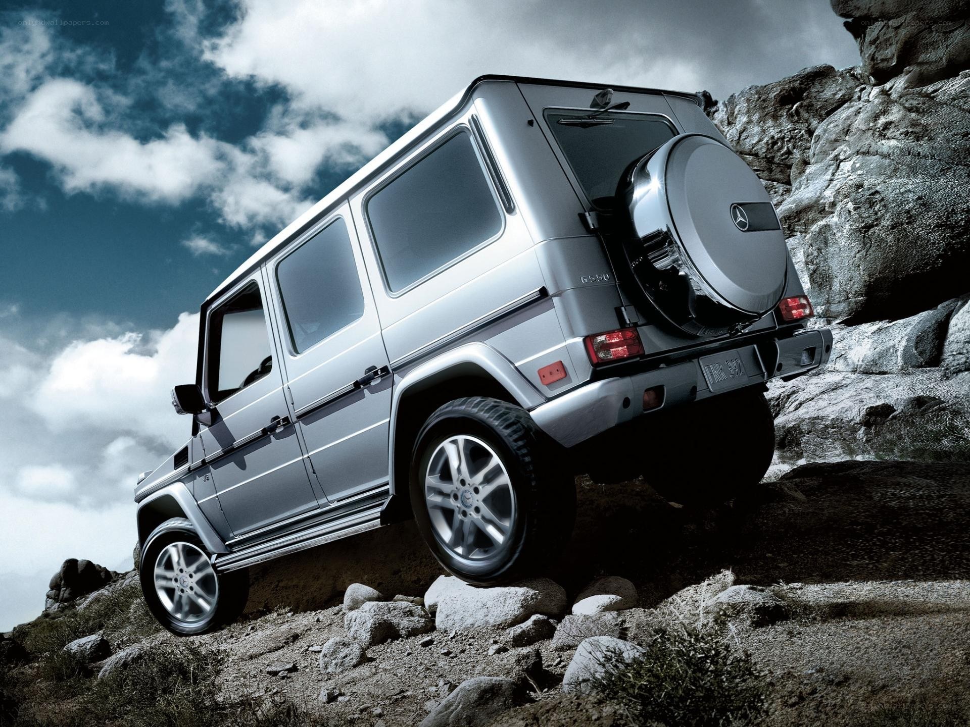 silver mercedes g-class suv