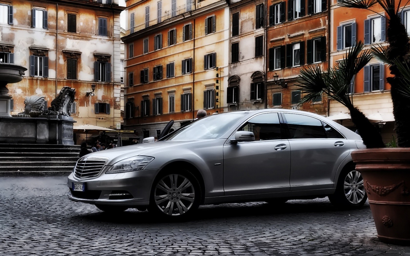 Silver Mercedes in Rome square