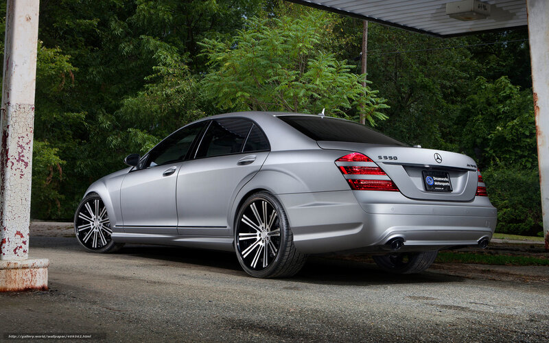 silver mercedes s550 sedan