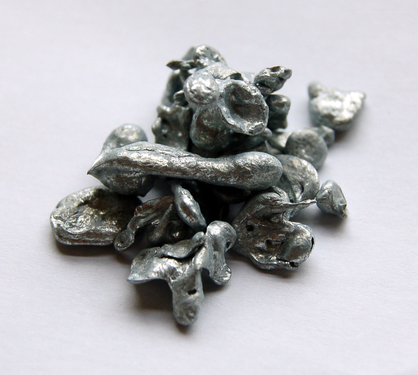 silver metal pieces