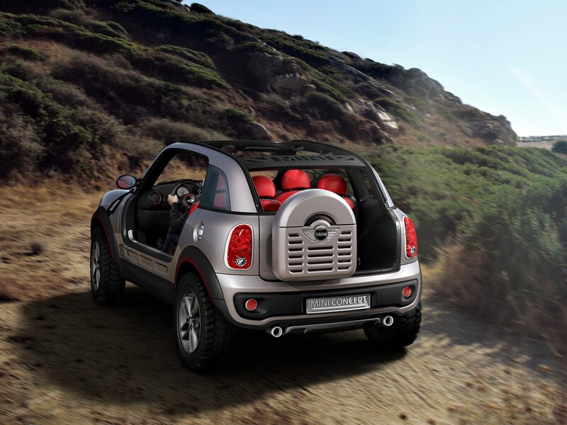 Silver MINI Concept off-road