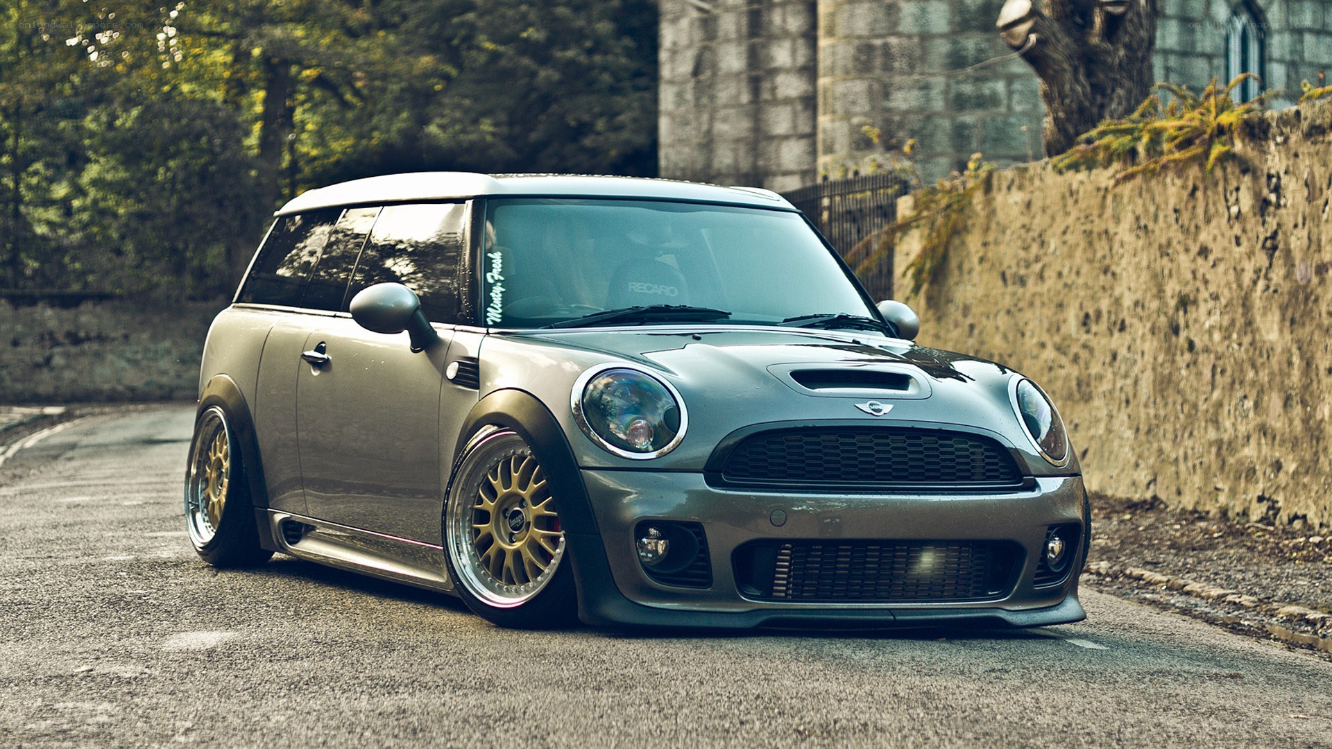silver mini cooper parked on road