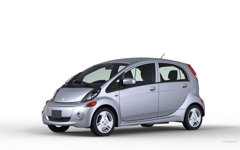 silver mitsubishi i-miev