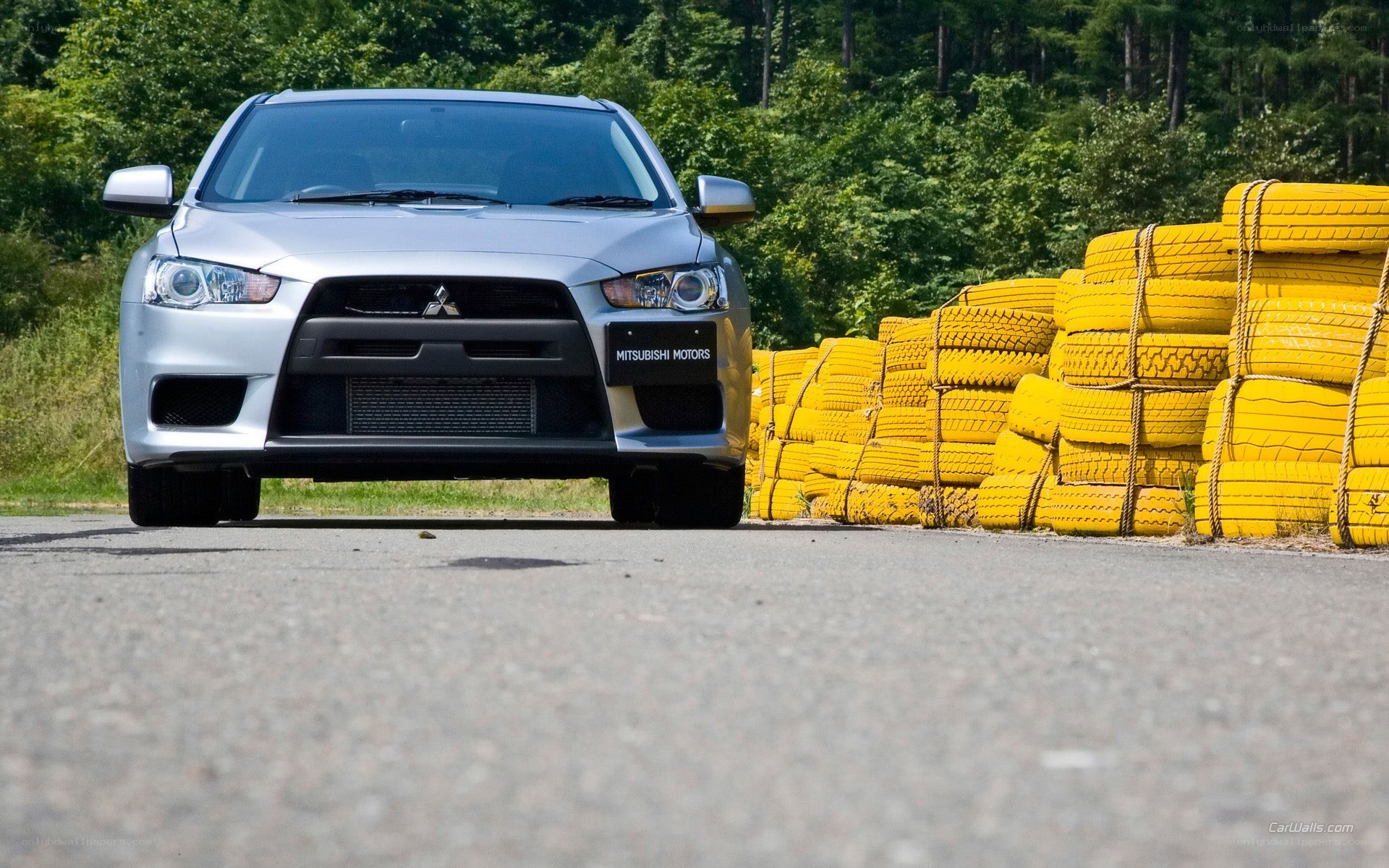 Silver Mitsubishi Lancer