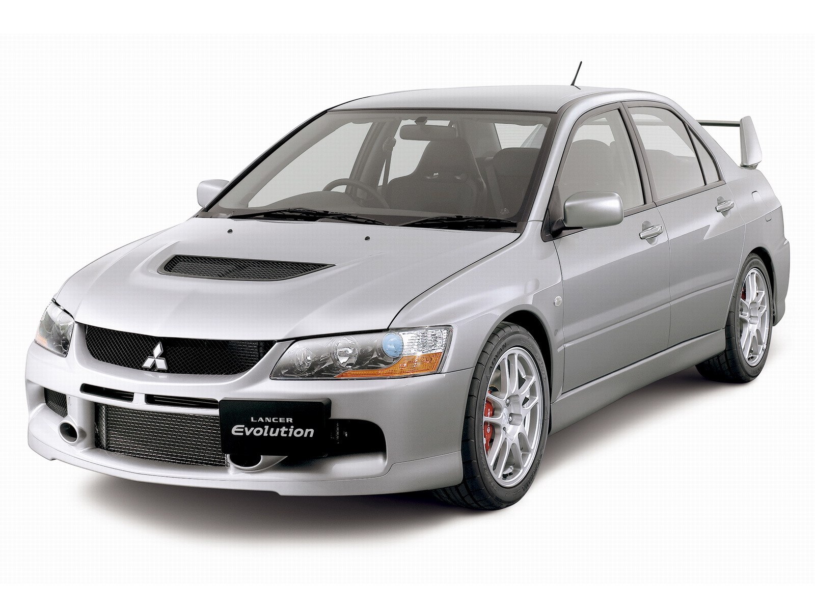 Silver Mitsubishi Lancer Evolution