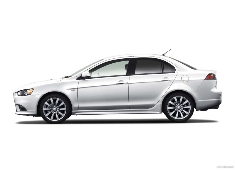 silver mitsubishi lancer sedan