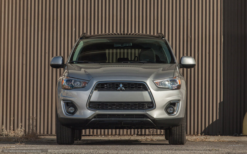 Silver Mitsubishi RVR front view