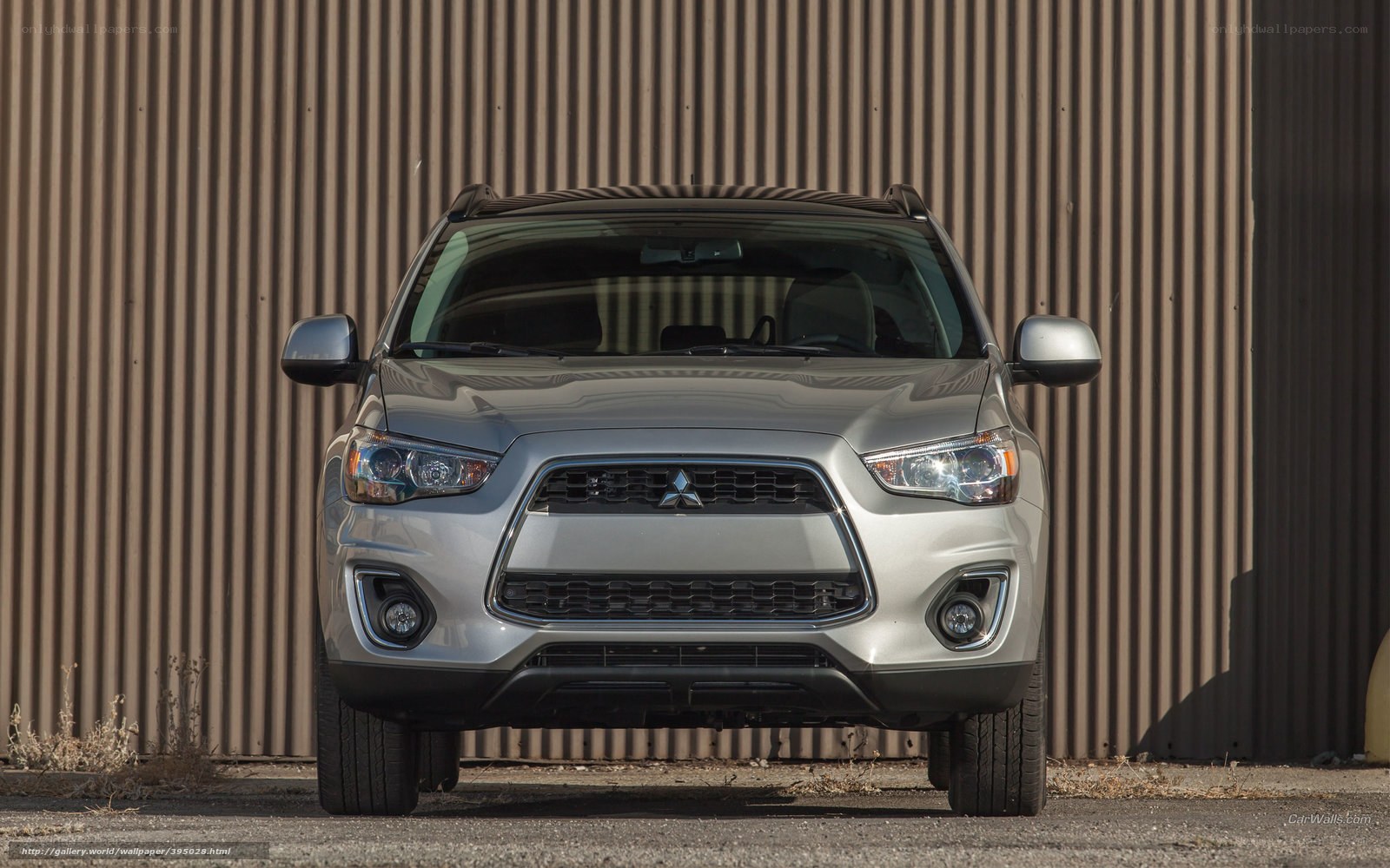 Silver Mitsubishi RVR front view