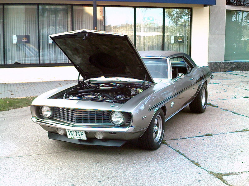 Silver Muscle Car — Gray, Neutral