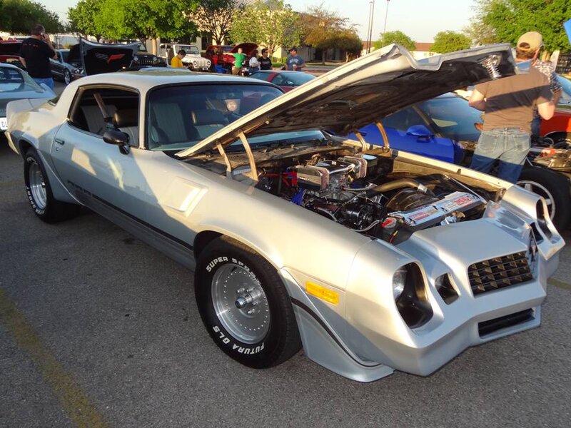 Silver Muscle Car — Outdoor