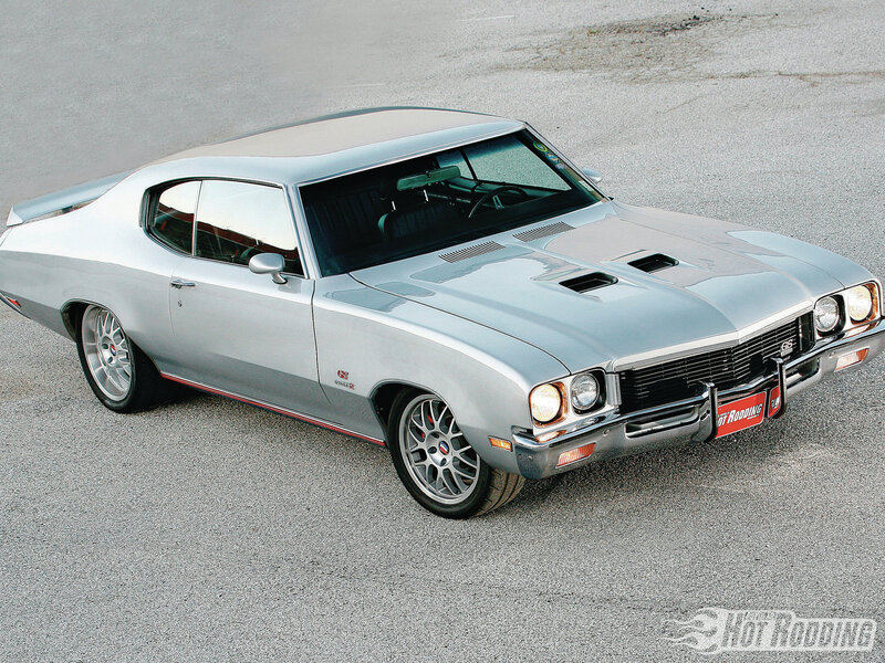Silver Muscle Car — Static