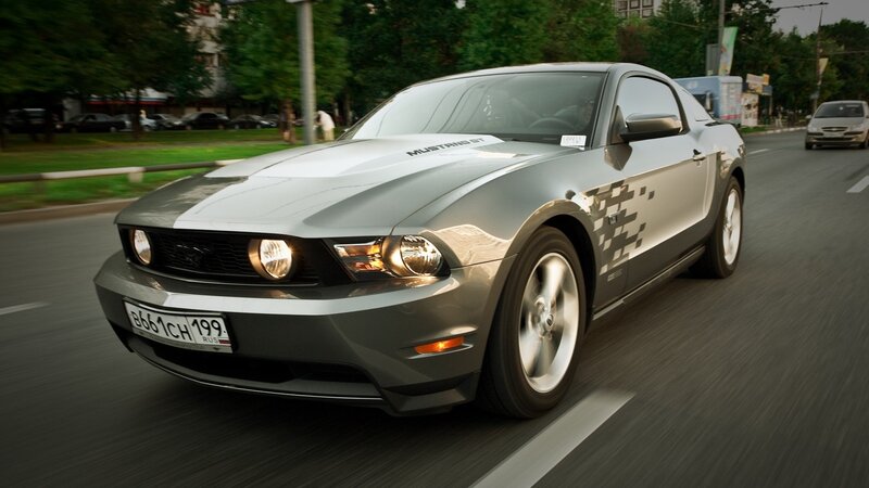 Silver Mustang Gt Car