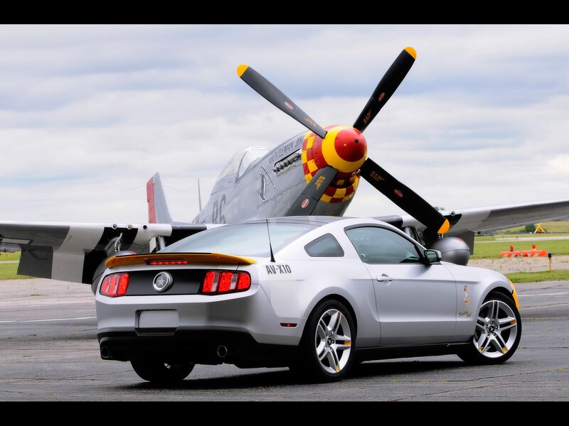 Silver Mustang with P-51 Mustang