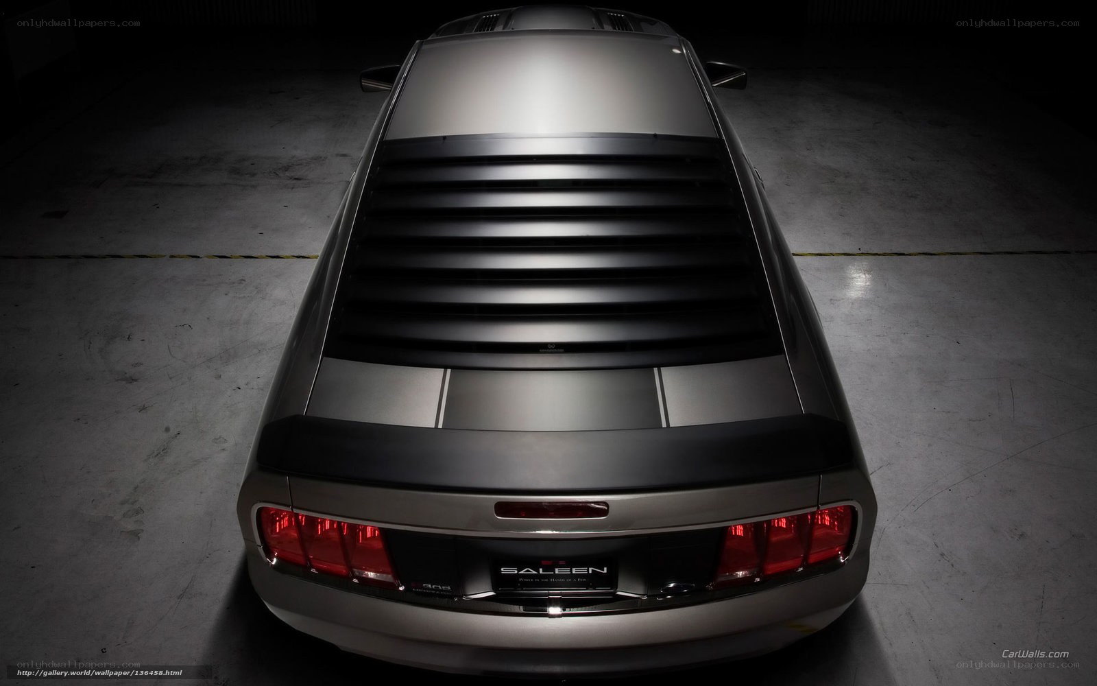silver mustang with rear vents