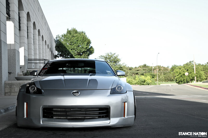 Silver Nissan 350z Car — Gray