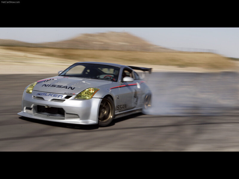 Silver Nissan drift car