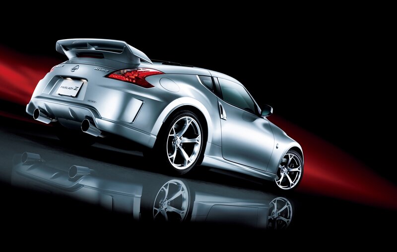 Silver Nissan Fairlady Z