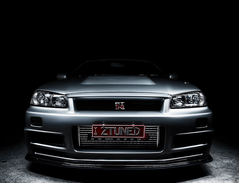 silver nissan gt-r front view