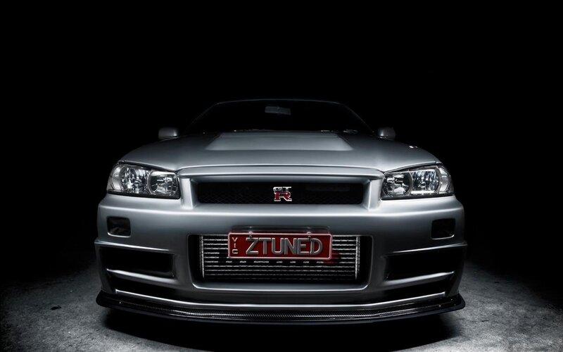 silver nissan gt-r tuned car