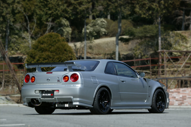 Silver Nissan Skyline GT-R