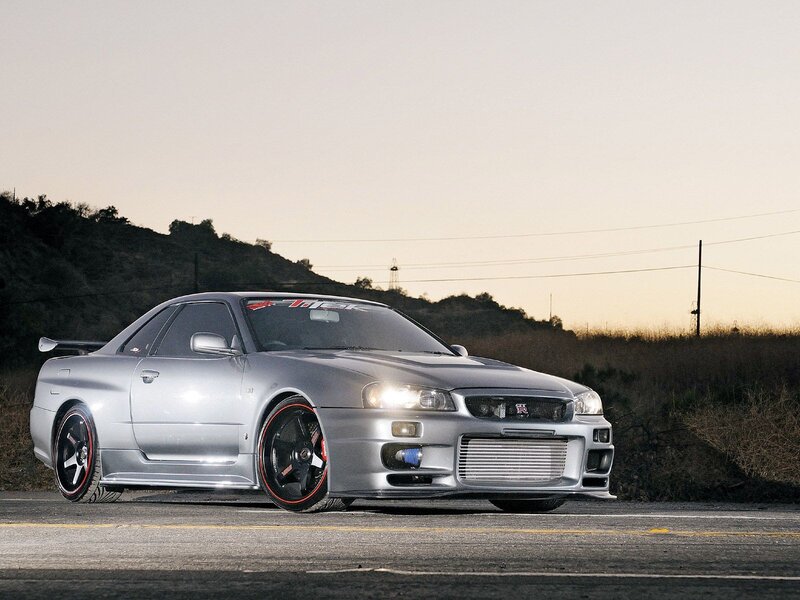 Silver Nissan Skyline