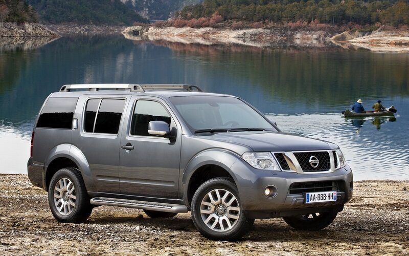 Silver Nissan Suv — Gray
