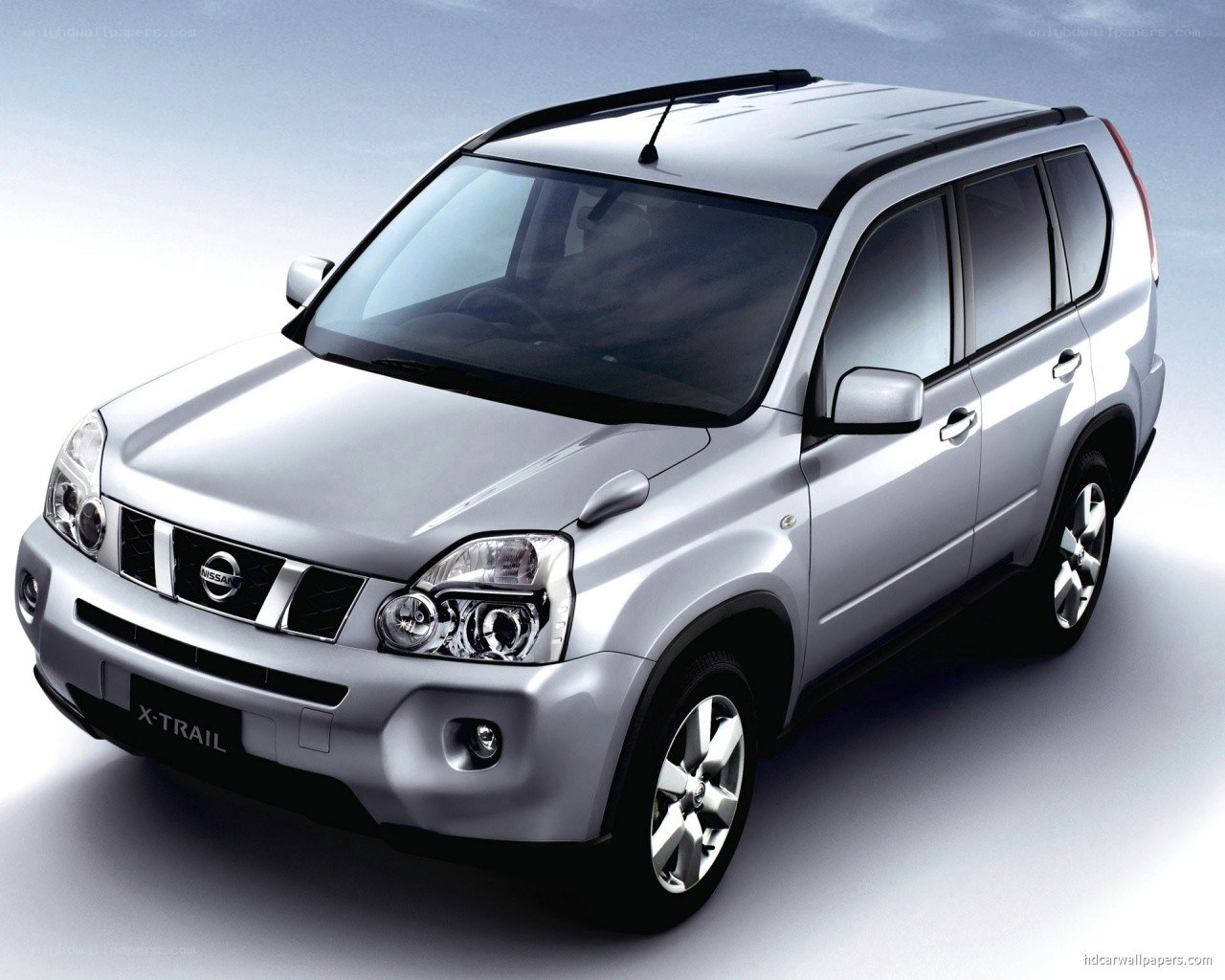 silver nissan x-trail suv