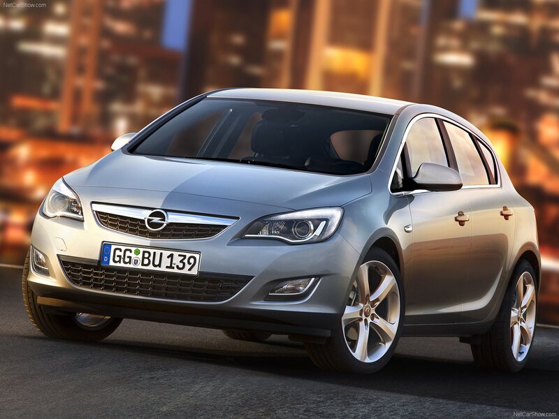 silver opel astra hatchback