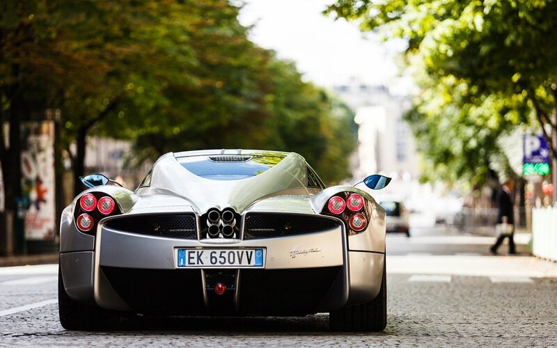 Silver Pagani Huayra — Calm, Afternoon, Photograph, Car