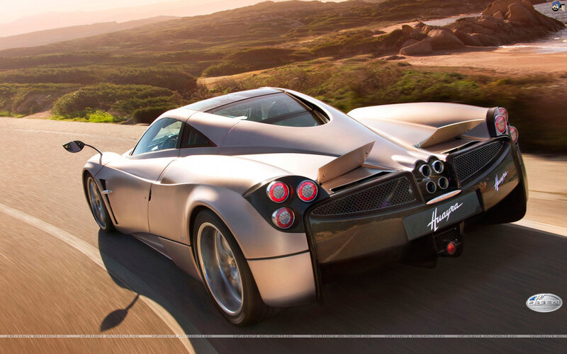 Silver Pagani Huayra — Dynamic, Sunset