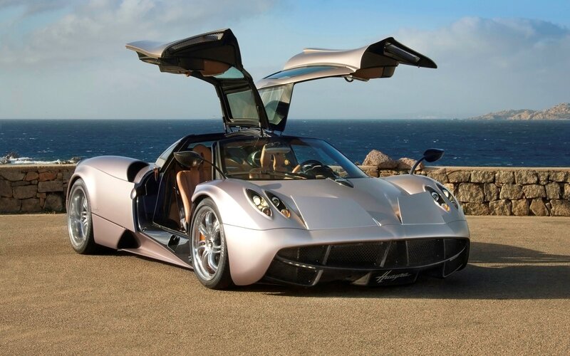 Silver Pagani Huayra — Serene, Afternoon