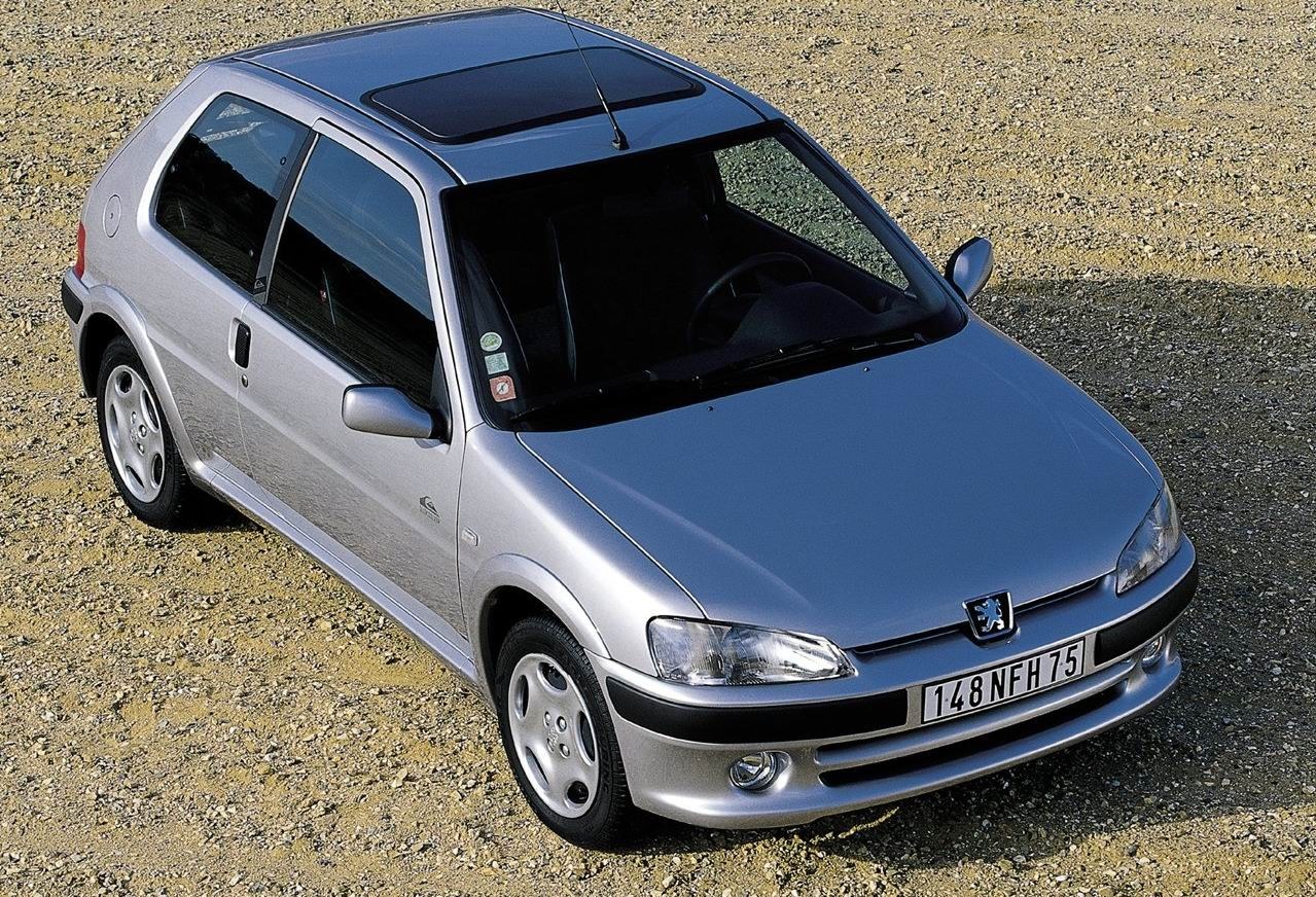 silver peugeot 106 hatchback