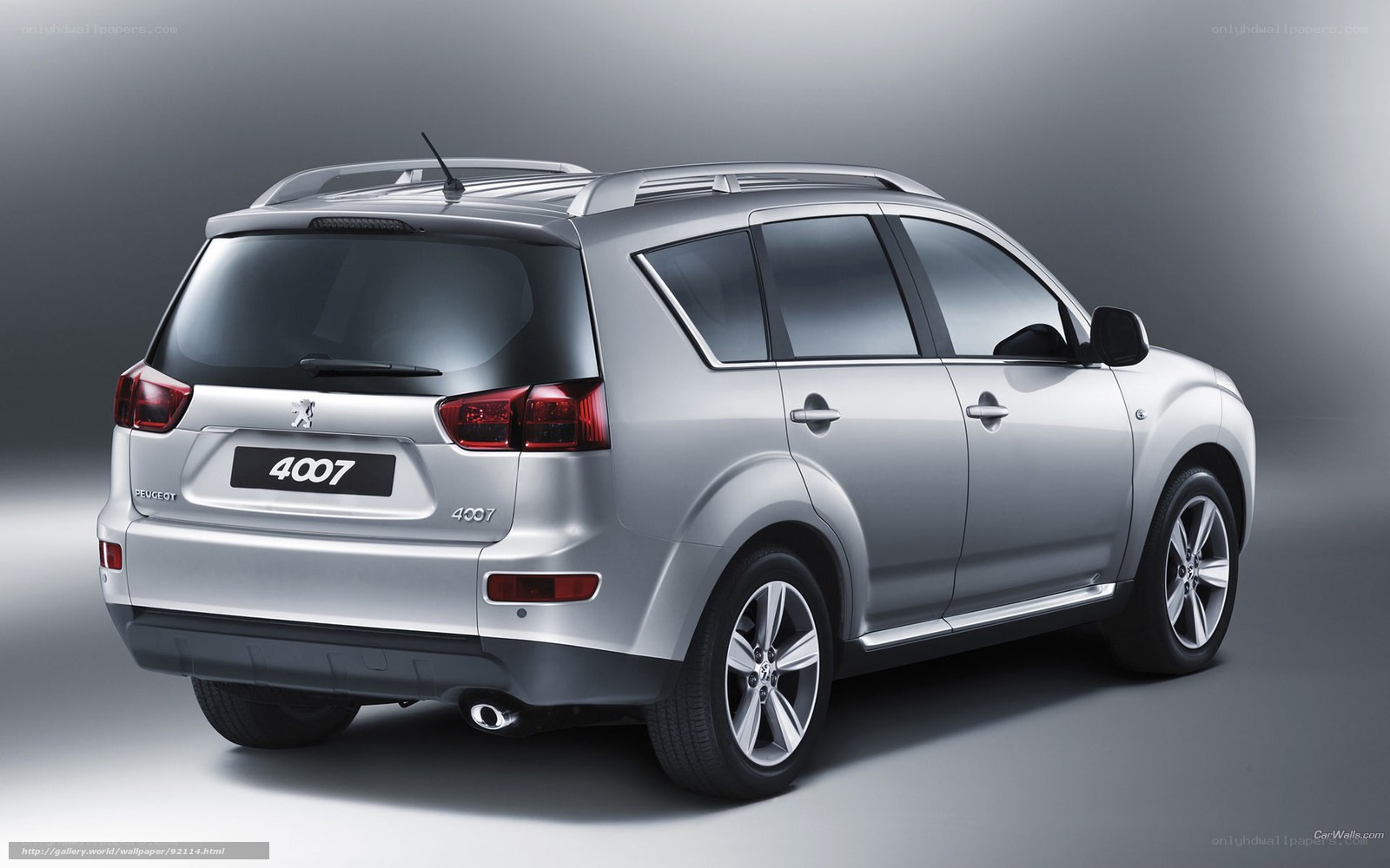 Silver Peugeot 4007 SUV