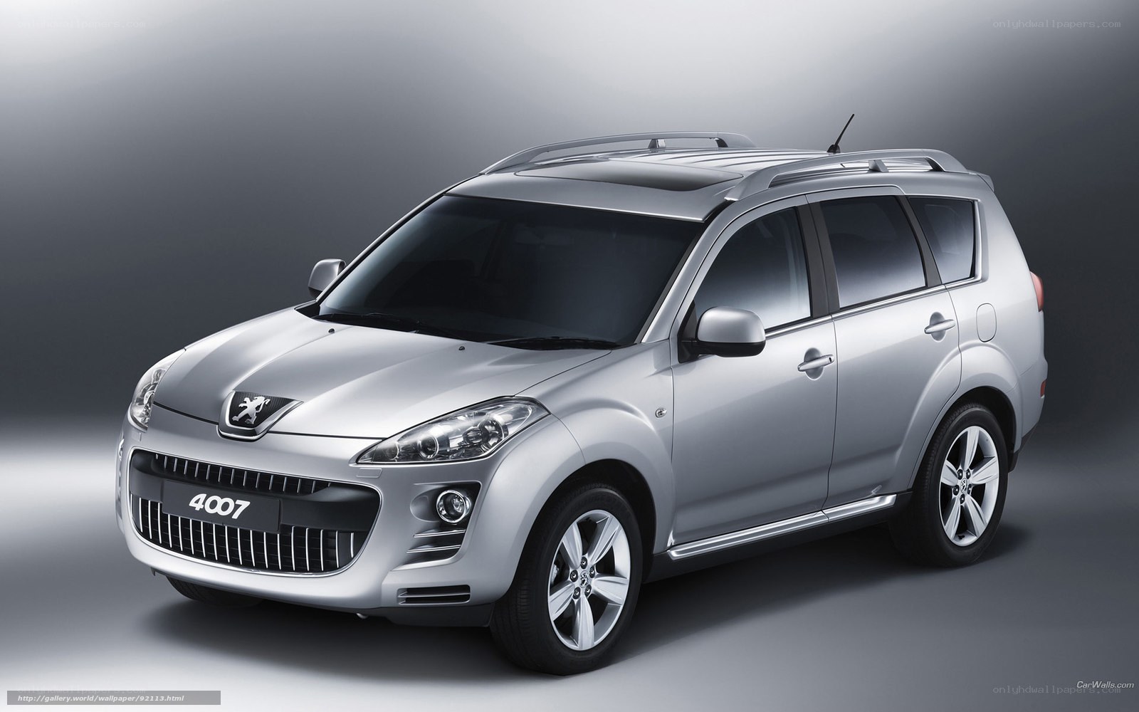 Silver Peugeot 4007 SUV