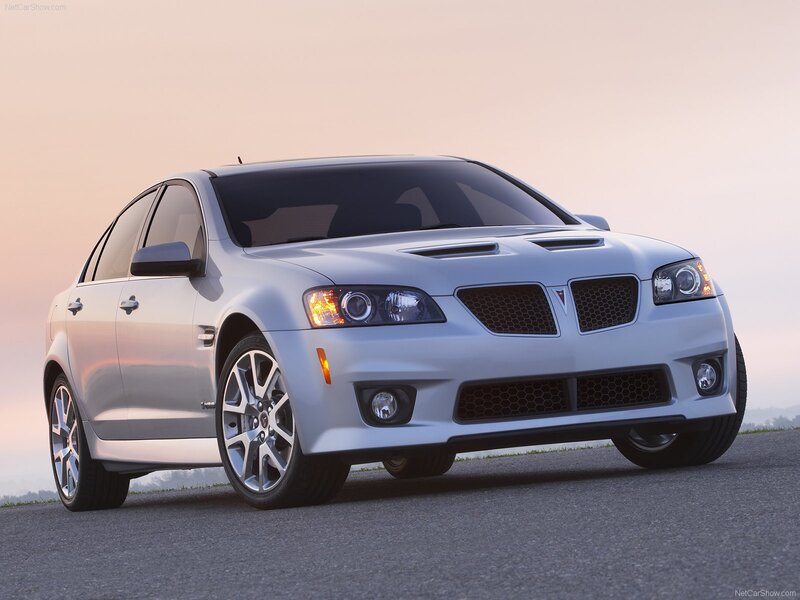 silver pontiac g8 sedan