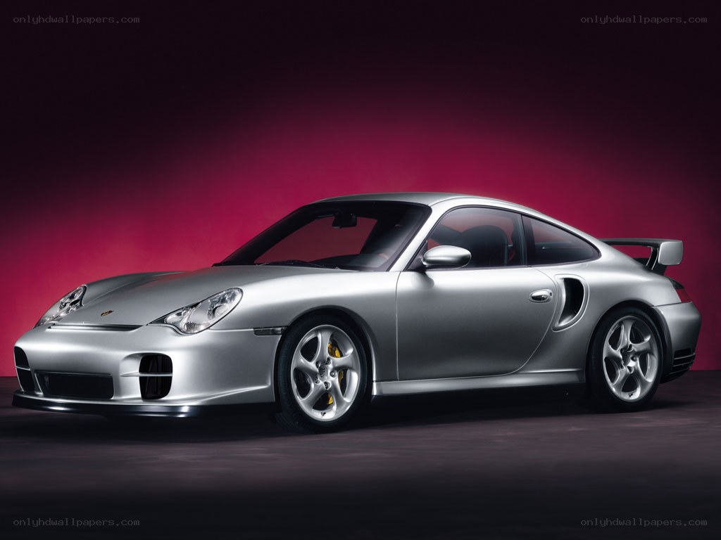 Silver Porsche 911 GT2