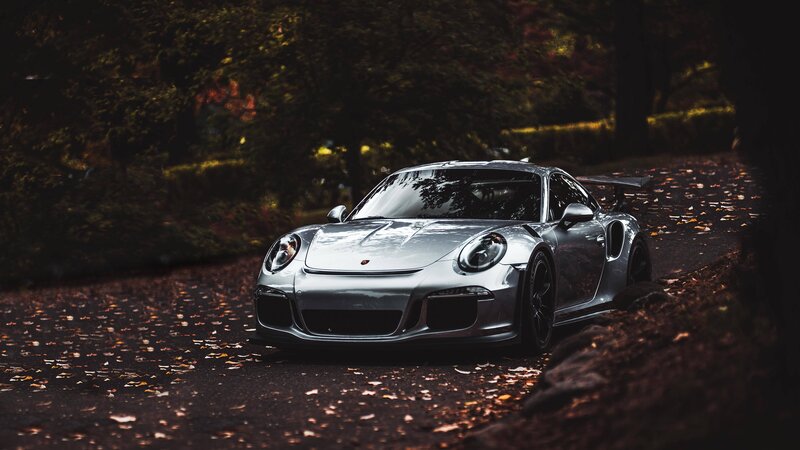 Silver Porsche 911 Gt3 Rs