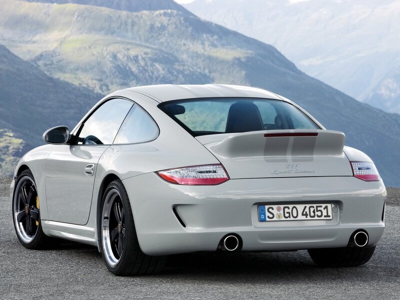 Silver Porsche 911 Sport Classic